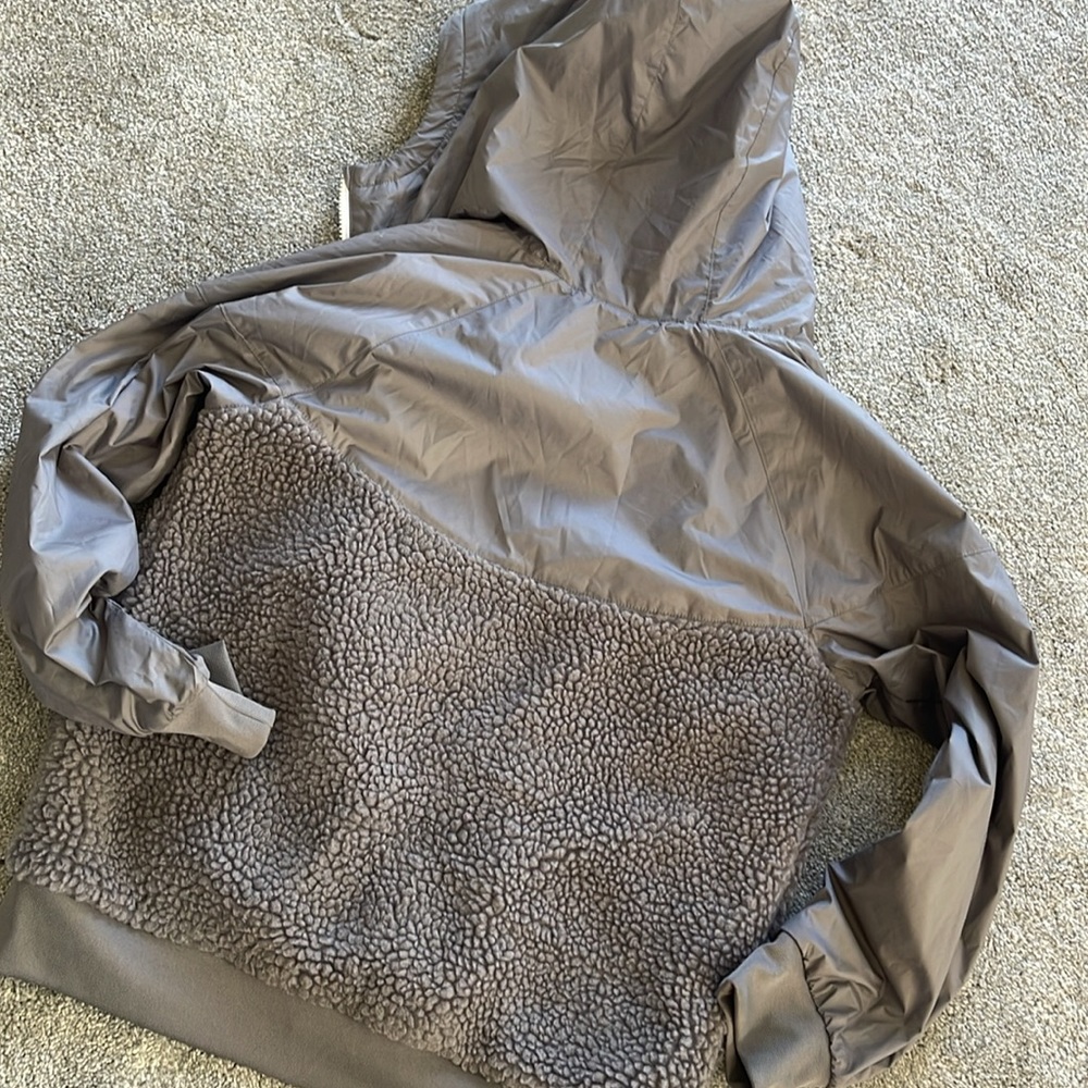 Nike jacket - Picture 4 of 5